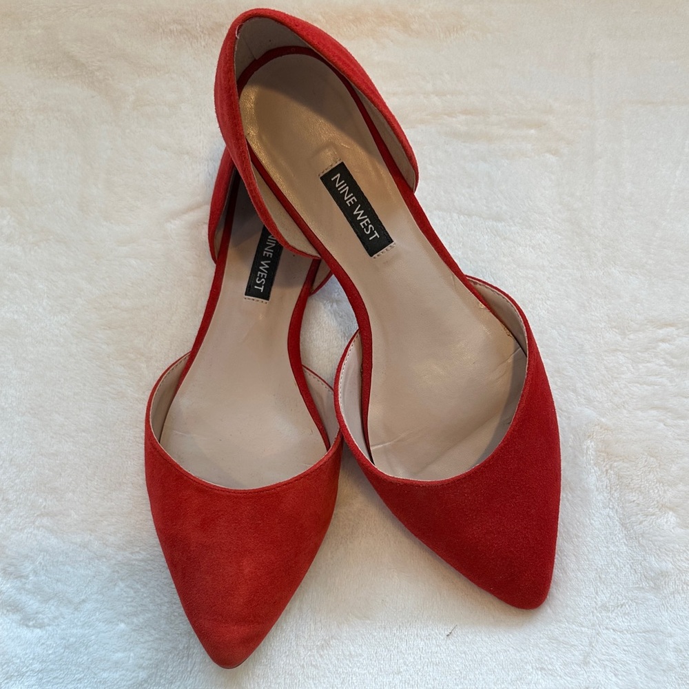 Nine West Bold Red Pointed Flats